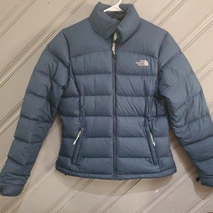 The‎ North Face 700 Nuptse (womens small)